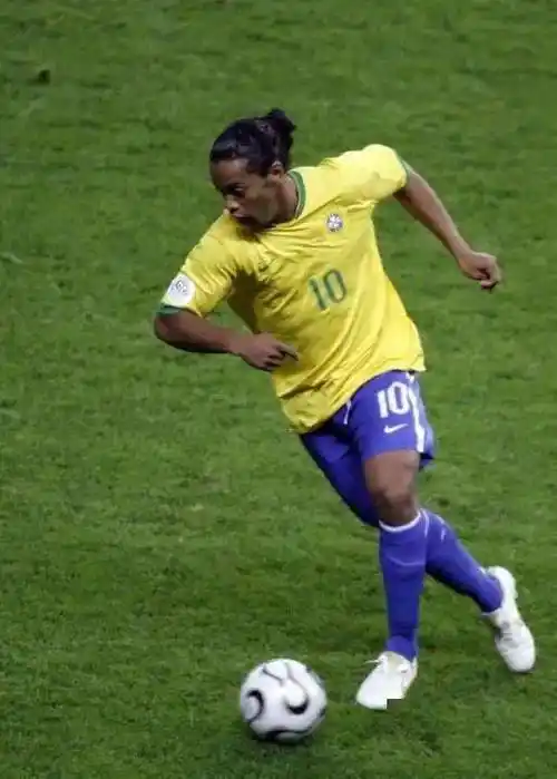 握争夺英超 握争夺英超