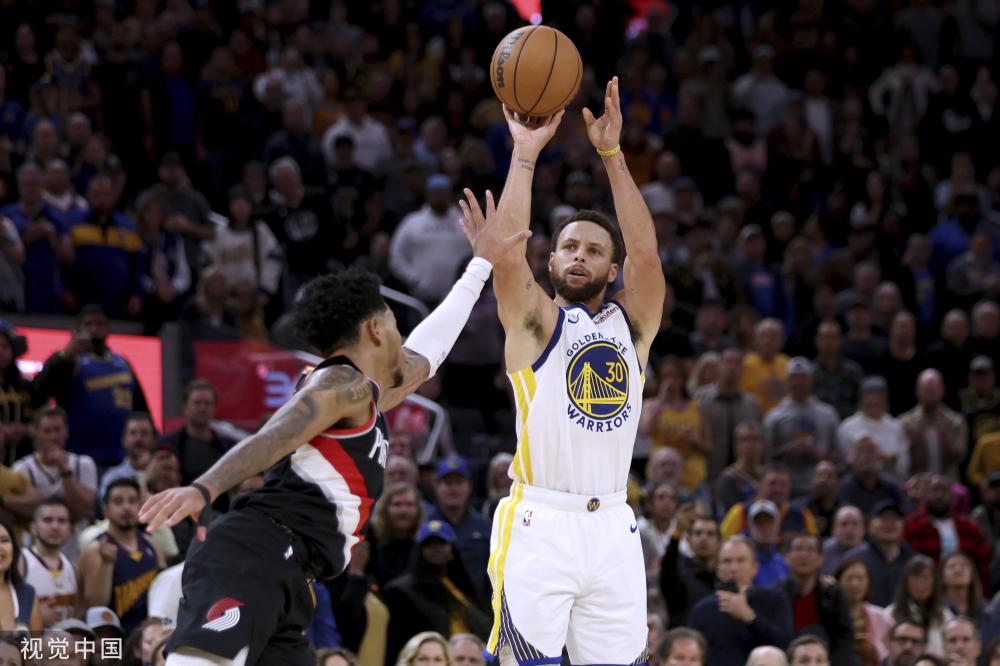 魔术在篮板 魔术在篮板