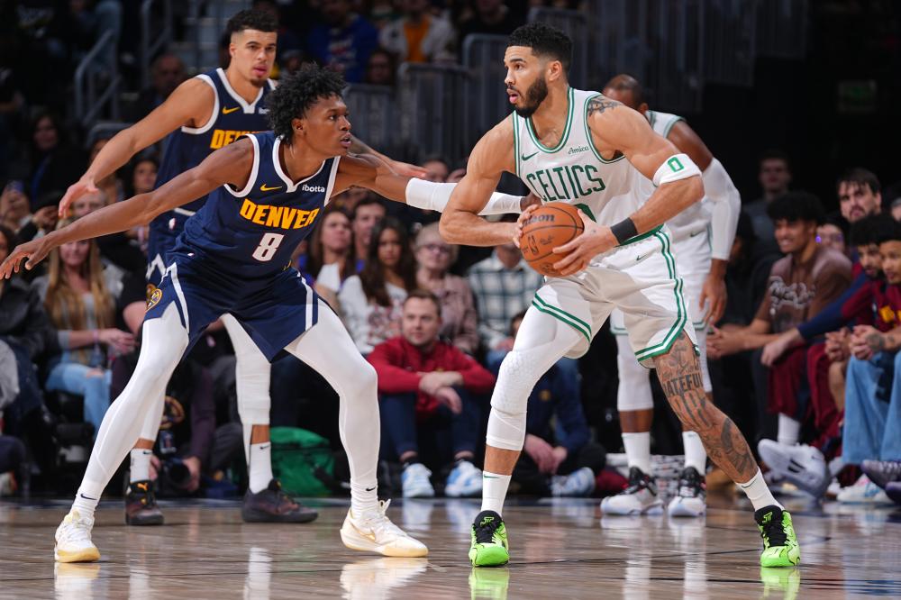 汉密尔顿：F1热度飙升催生网络暴力 成F1车手难以承受之重